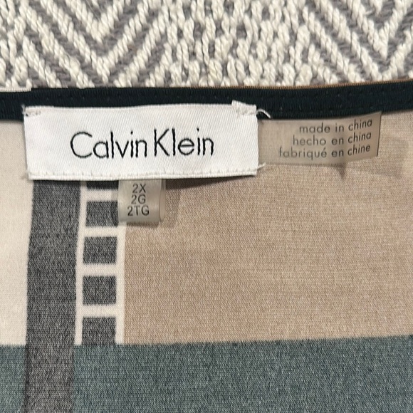 Calvin Klein Black and Green blocked Graphic Sleeveless Tank Top Blouse zipper - Picture 2 of 4